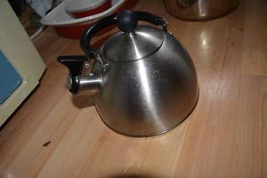 Stainless steel stovetop kettle, clean, works great $10