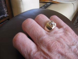 Wide gold ring with good size diamond. Vintage thick gold.