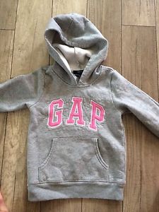 size 4-5 gap sweater