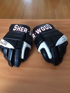 14" sr. hockey gloves
