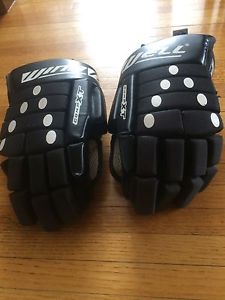 15" sr. hockey gloves