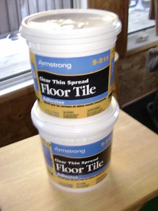 3.78 Litre (1 gallon) Armstrong Clear Thin Tile Adhesive