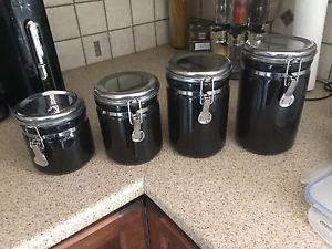 4 Black counter canisters