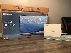 55" UHD CURVED SAMSUNG SMART TV WITH GOODIES