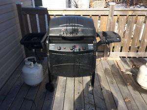 BBQ MUST GO MAKE AN OFFER