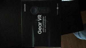 Brand New Samsung VR with Remote