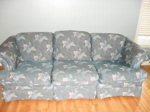 COUCH & LOVE SEAT