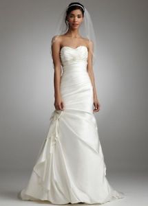 Davids Bridal Wedding Dress