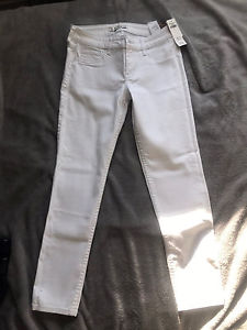 Holliser crop jeans size 3s