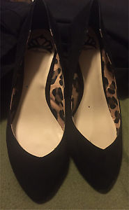 Ladies black dress shoes