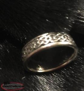 Men's Wedding Band