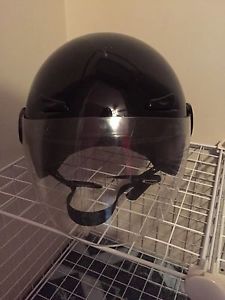 Motorcycle helmet