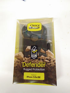Otter Box Defender Case for iPhone 5/5s/SE. Brand New