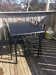 Outdoor Patio Table with 4 Chairs