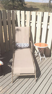 PREOWNED PATIO LOUNGER