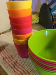 Plastic cups and bowls