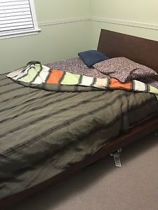 Queen size bed