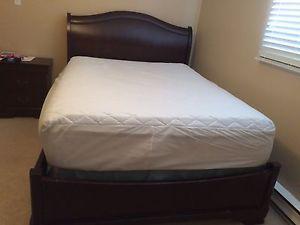 Queen size bedroom set (SOLD)