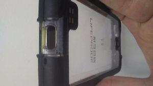 Samsung S4 Lifeproof Case (used but good condition)