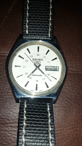 Seiko s5 Japanese automatic watch with 17 jewels