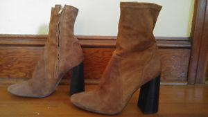 Size 7 Brown Suede Zara Ankle Boots