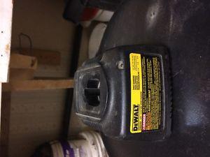 dewalt charges 14 volt