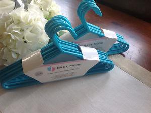 20 baby clothes hangers, new in package