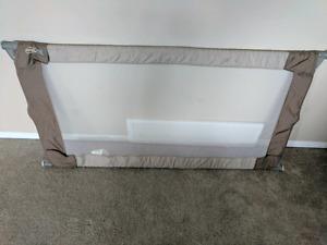 20$ extendable baby gate up to almost 5ft
