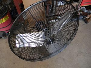 24 INCH OSCILLATING FAN