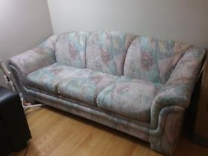 3 seater sofa for Free