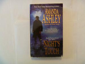 AMANDA ASHLEY - Night's Touch - Paperback