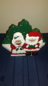 Christmas napkin holder or card holder