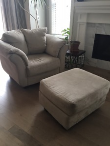 Couch, chair and ottoman and 3 cushions