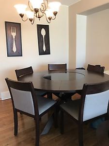 Dining Table with Lady Susan Rotating Center and 5 Chairs