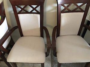 Dining table set very good condition