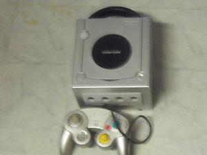 GAME CUBE CONSOLE