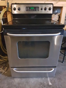 GE Stainless Steel Oven