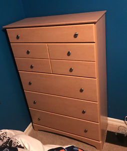 Moving sale!!! Dresser !!