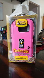 New in box Otterbox Defender for Samsung S7