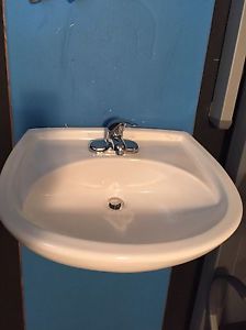 Pedestal sink and faucet