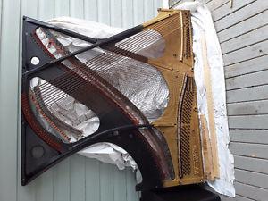 Piano harp from 