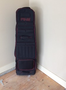 Ping golf travel bag with wheels