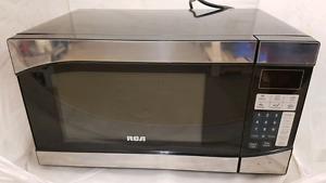RCA Stainless Steel Microwave