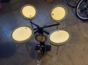 Remo Practice drum set with pedal