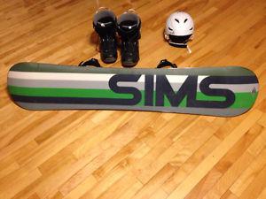 Snowboard, boots and helmet !