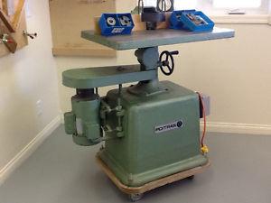 Spindle Shaper 1 HP with Stile & Rail sets