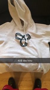 TNA women's sweater