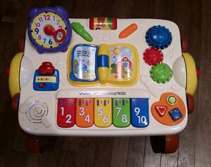VTECH 2-in-1 Discovery Table