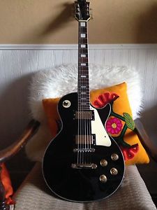 Wanted: Looking for a Les paul style guitar neck