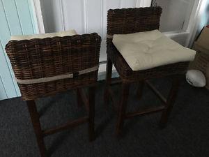 Wicker bar chairs/Stools